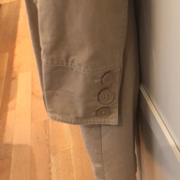 Beautiful Teint trench coat - Picture 3 of 7